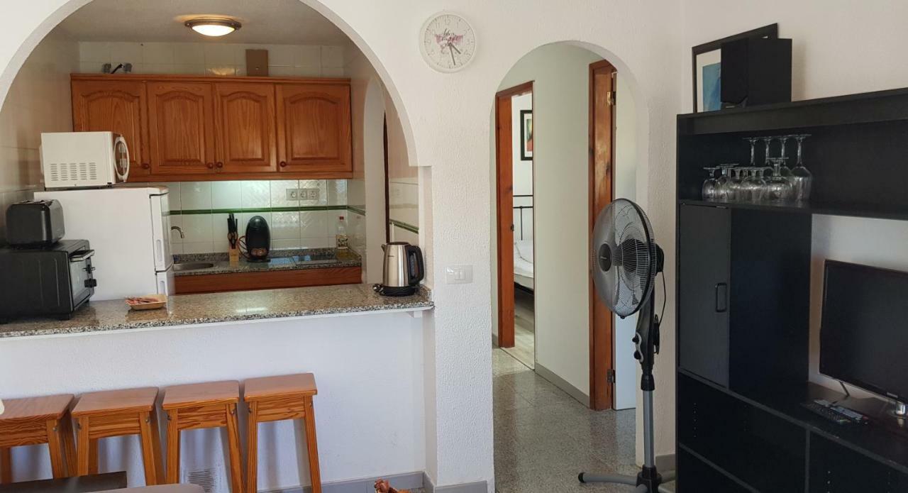 Two Bedroom Apartment 2 Min From Beach Mogán 외부 사진